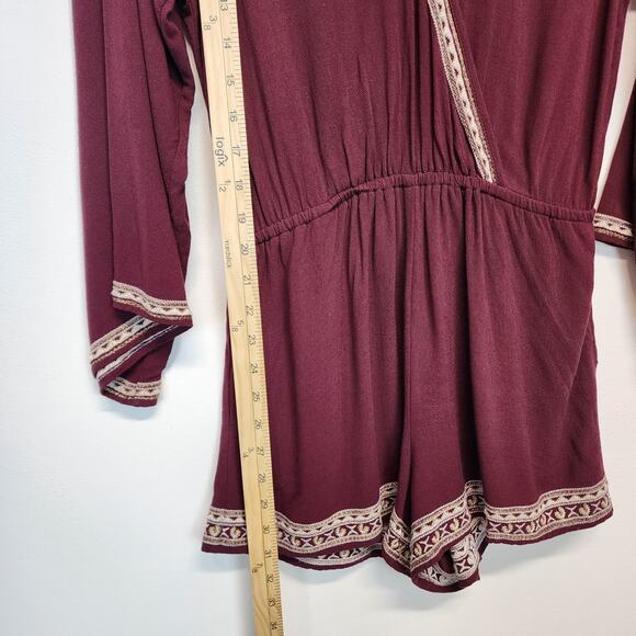 Forever 21 Romper Size M Burgundy Lace Trim V-neck Long Sleeve Crepe Rayon Y2K - Picture 11 of 12